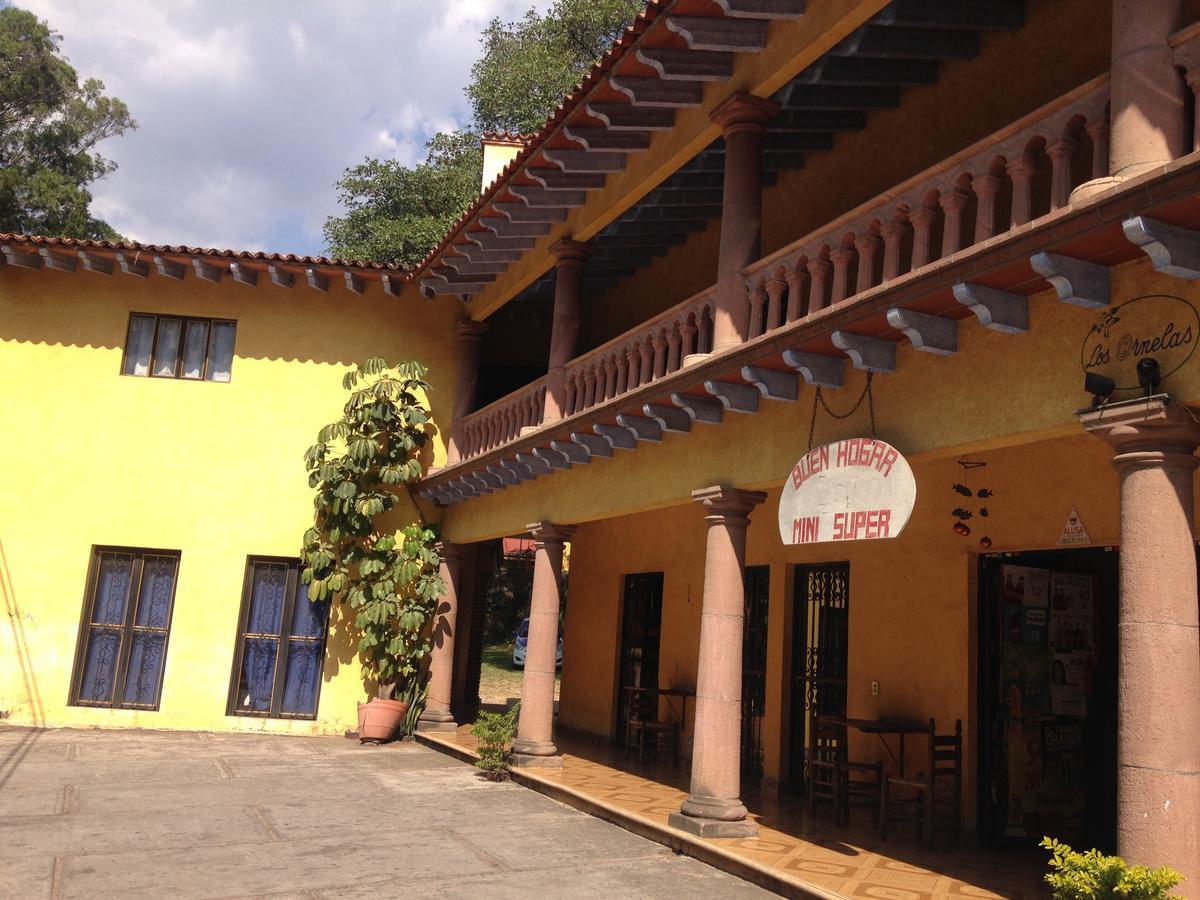 Hospedaje Ornelas Hotel Tepoztlán Exterior photo