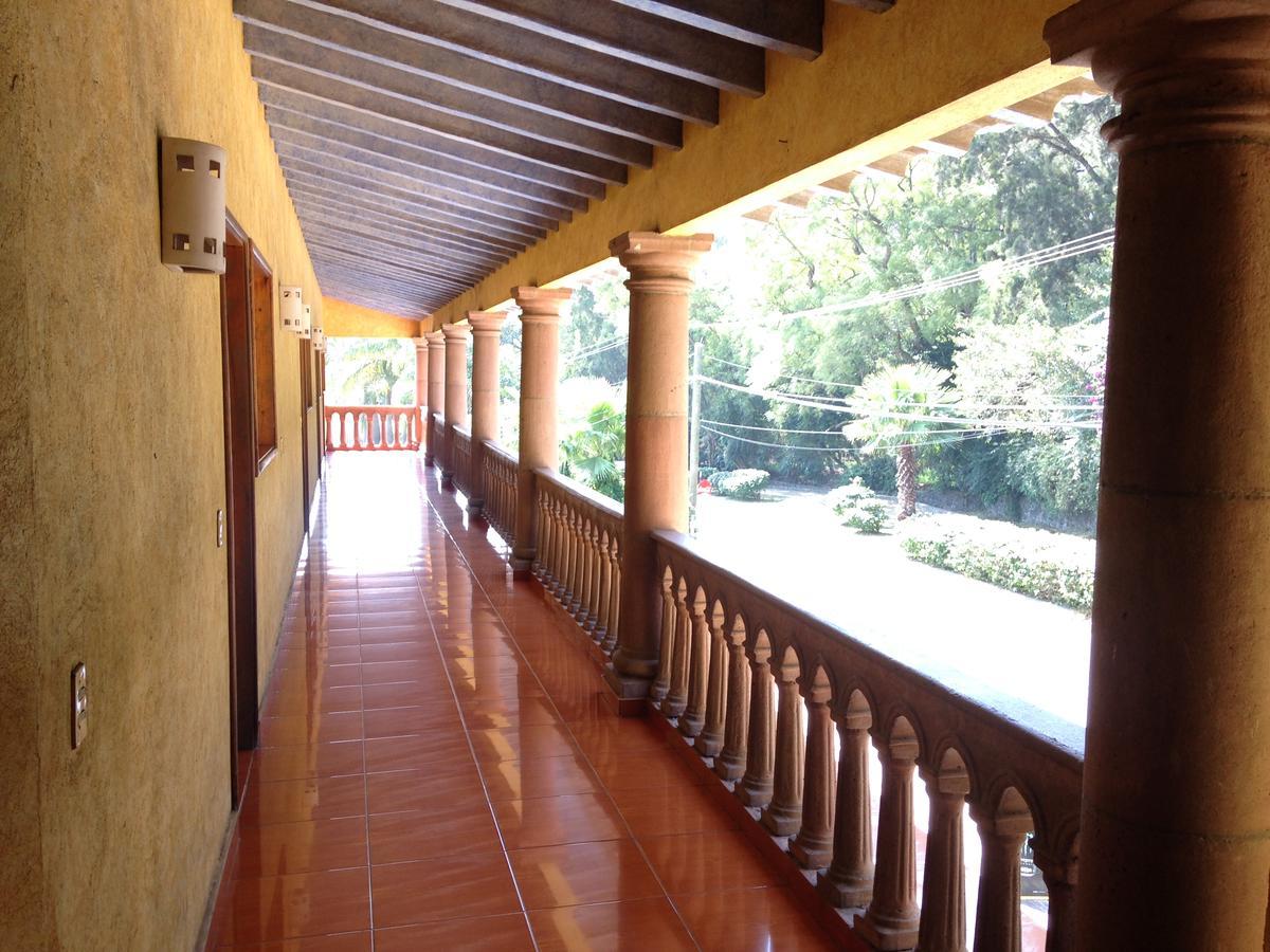 Hospedaje Ornelas Hotel Tepoztlán Exterior photo